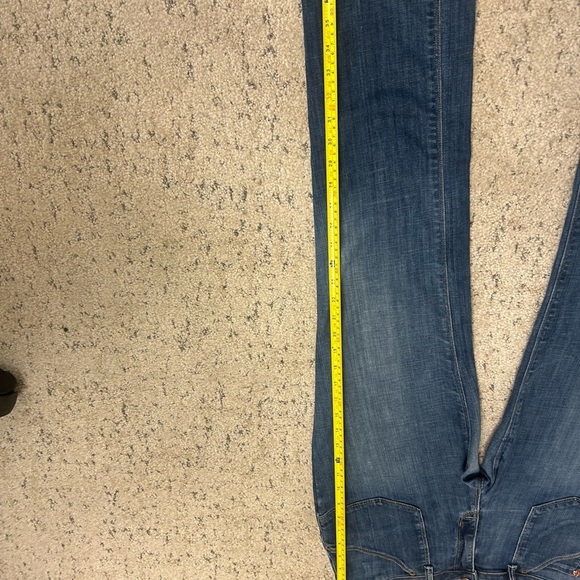 Hudson Sz. 31 vintage Y2K slight barrel leg- wider hip jeans in great vintage co - Picture 12 of 15